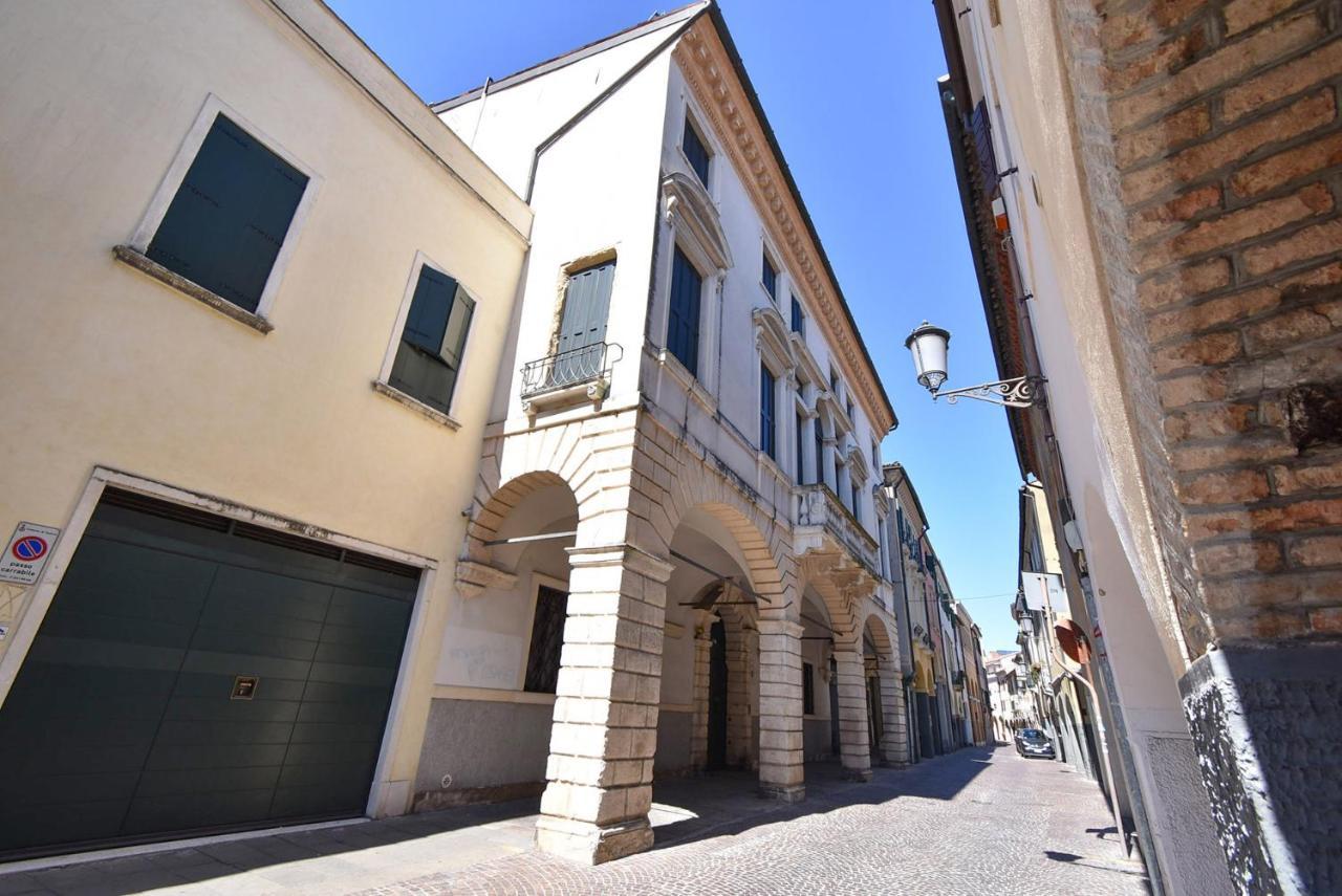 Luxury Battisti Lägenhet Padua Exteriör bild